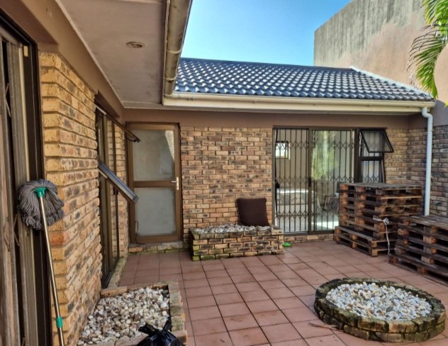 3 Bedroom Property for Sale in Gonubie Eastern Cape